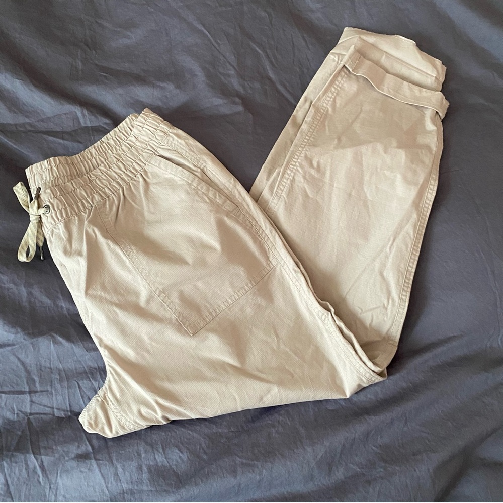 Vuori women’s Vintage Ripstop pant